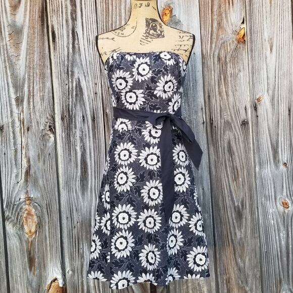 Fit Flare Strapless SunDress WHBM Size 6 Floral Black Tan White Dots Belted - Picture 1 of 10